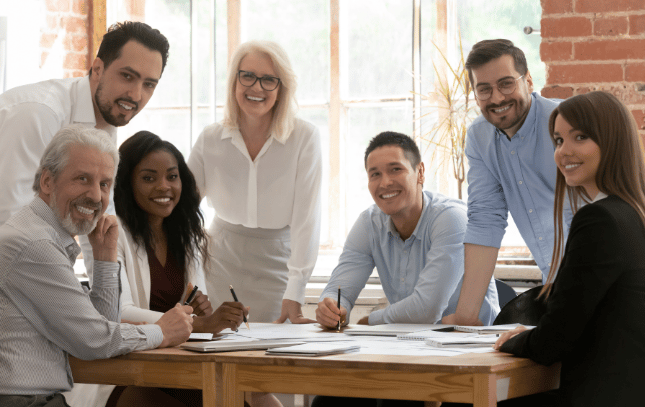 Retention dei dipendenti e ageismo risolti con il reverse mentoring